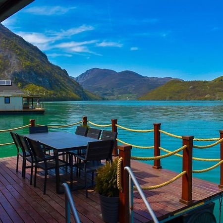Victoria Rich - Lake House, Free Mini Bar & Sup Boards Βίλα Perucac Εξωτερικό φωτογραφία